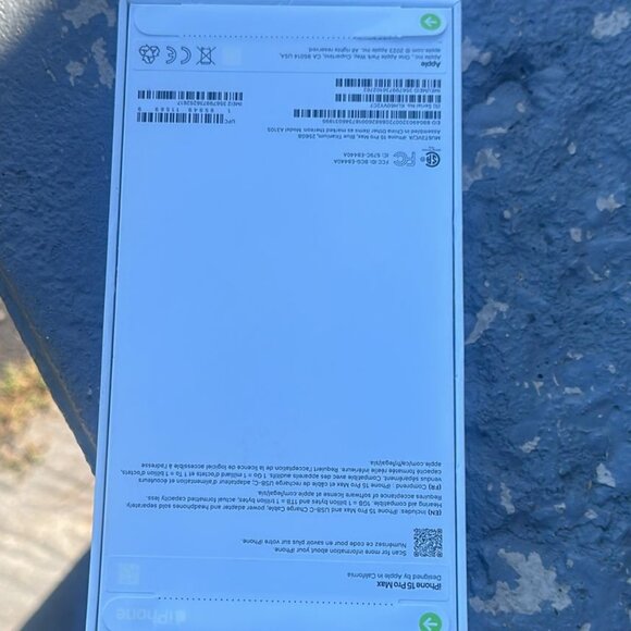 Iphone 15 pro max 256gb - Picture 1 of 2